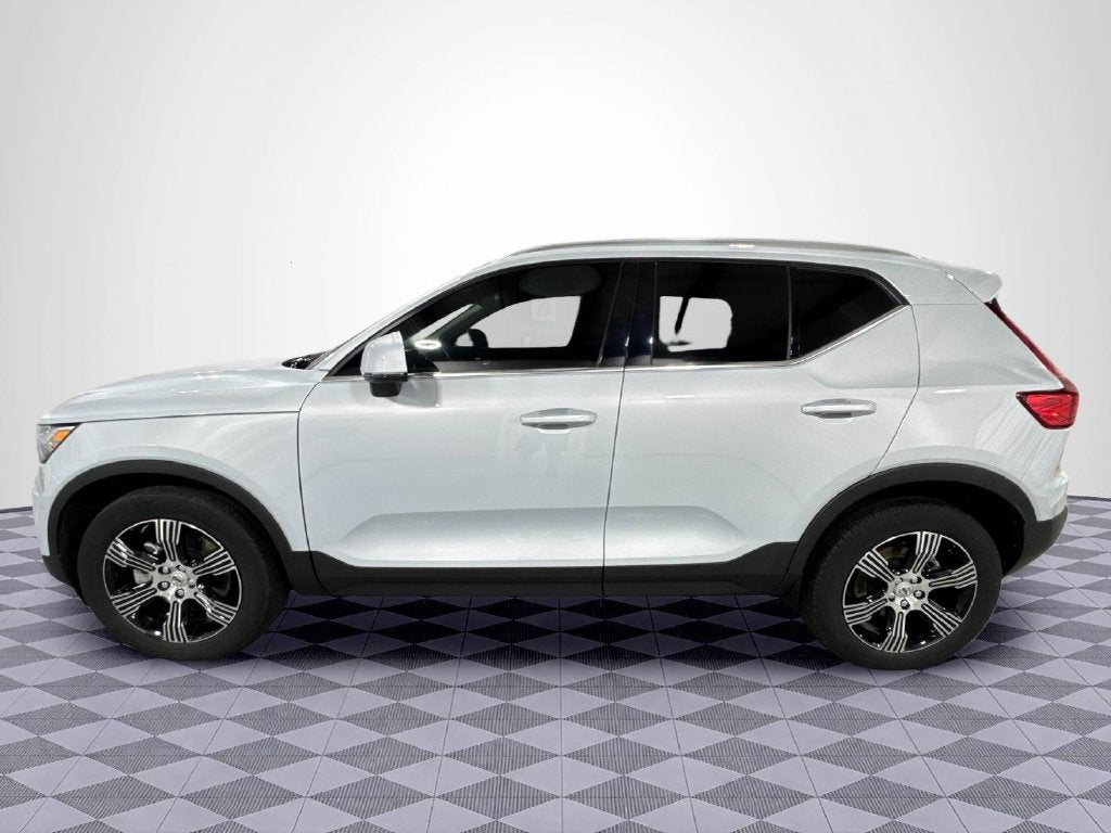 2022 Volvo XC40 T5 Inscription